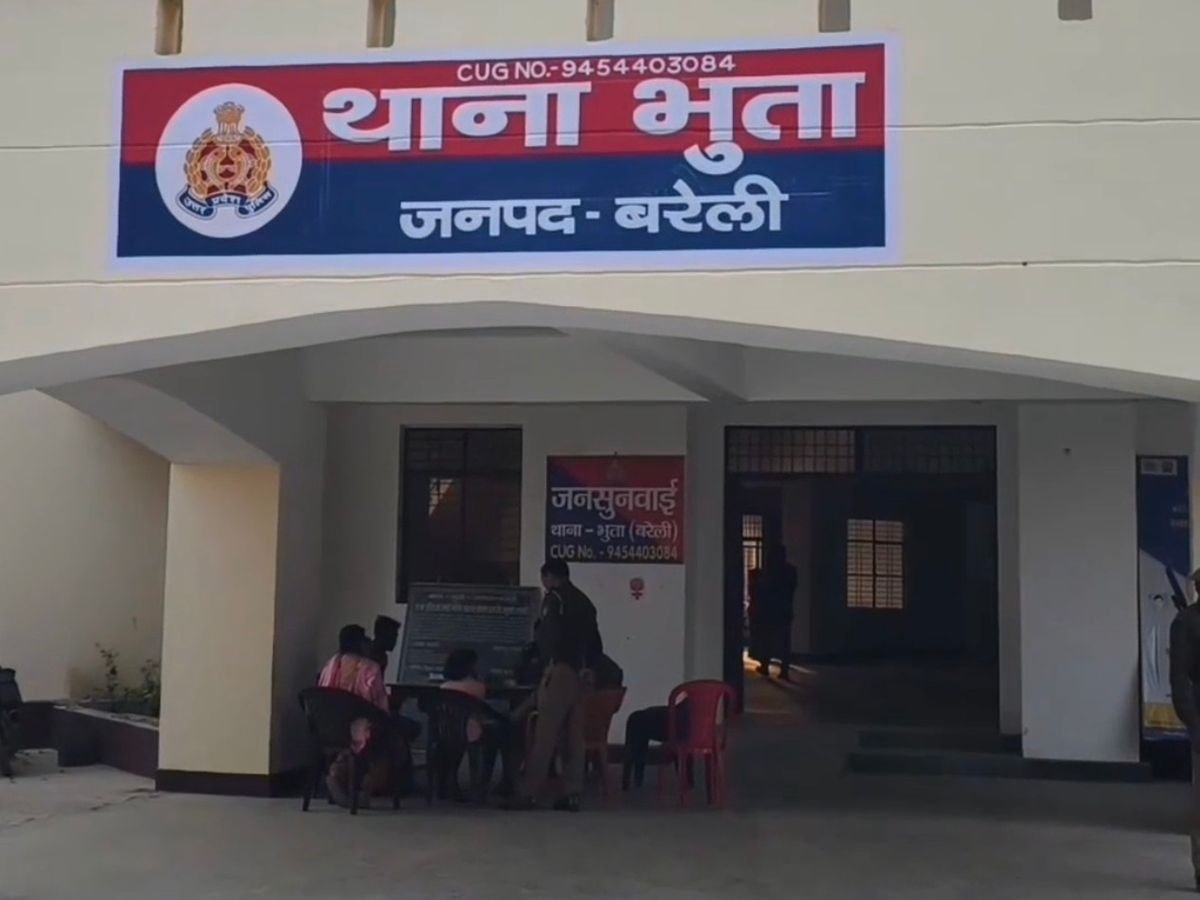 भुता पुलिस को बड़ी सफलता, अवैध तमंचा व कारतूस के साथ युवक गिरफ्तार बरेली | भुता। अपराध एवं अवैध शस्त्रों के खिलाफ चलाए जा रहे अभियान के तहत थाना भुता पुलिस ने एक युवक को अवैध तमंचा और जिंदा कारतूस के साथ गिरफ्तार किया है। पुलिस के अनुसार, 30 जुलाई 2026 को मुखबिर की सूचना पर कार्रवाई करते हुए ग्राम म