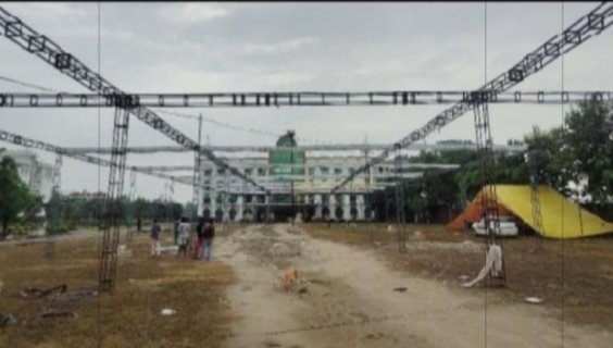 मदरसा जामियातुर्रजा में उर्स-ए-आला हजरत की तैयारियां अंतिम चरण में, दुनियाभर से अकीदतमंद होंगे शामिल बरेली। आला हजरत इमाम अहमद रजा खां फाजिले बरेलवी के 108वें उर्स-ए-रजवी का आयोजन 6 अगस्त से शुरू होगा। इसको लेकर मदरसा जामियातुर्रजा में तैयारियां अंतिम चरण में पहुंच गई हैं। उर्स को सफल और शांतिपूर्ण 