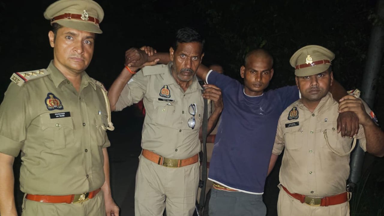 बरेली: नाबालिग से रेप के आरोपी का पुलिस से सामना, पैर में लगी बुलेट; वारदात के बाद से था फरार  बरेली में नाबालिग से दुष्कर्म के आरोपी को पुलिस मुठभेड़ के बाद गिरफ्तार कर लिया गया. आरोपी वारदात के बाद से फरार चल रहा था. उसने पुलिस टीम को देखते ही फायरिंग की, जवाबी फायरिंग में उसके पैर में गोली लगी. घ