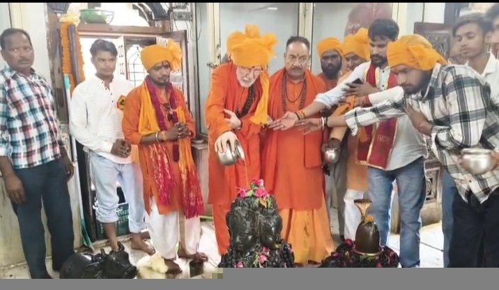 राष्ट्रीय सेवा संघ ने निकाली अष्ट नाथ परिक्रमा, सोनू ठाकुर रहे प्रमुख आयोजकों में बरेली। राष्ट्रीय सेवा संघ द्वारा हर वर्ष की तरह इस वर्ष भी श्रद्धा और आस्था के साथ अष्ट नाथ परिक्रमा का आयोजन किया गया। परिक्रमा में मुख्य अतिथि के रूप में उत्तराखंड राज्य के संस्थापक सदस्य श्री स्वामी दर्शन भारती जी म